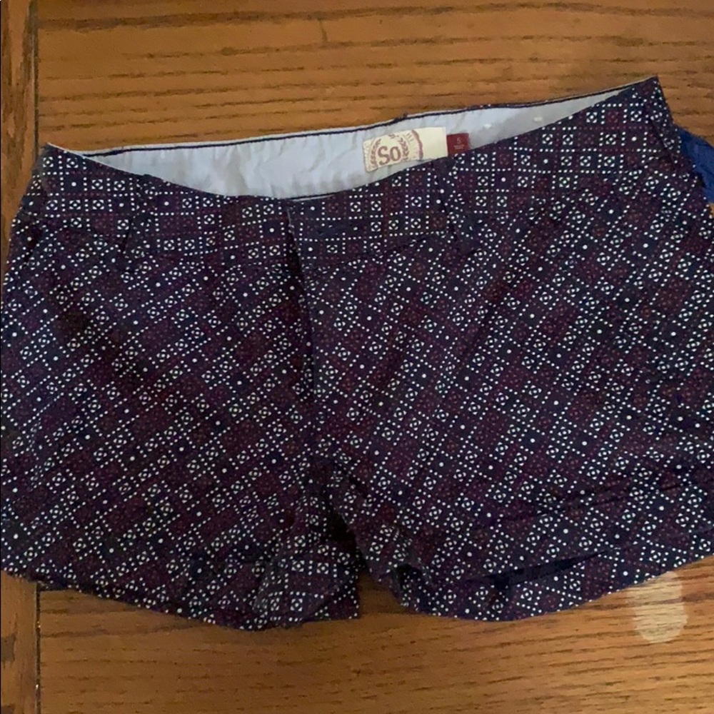 Patterned shorts